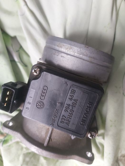 Продам оригинал расходомер( дмрв) ауди фольсваген