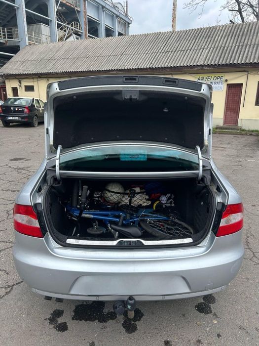 SKODA Superb 2011 — imagine 3