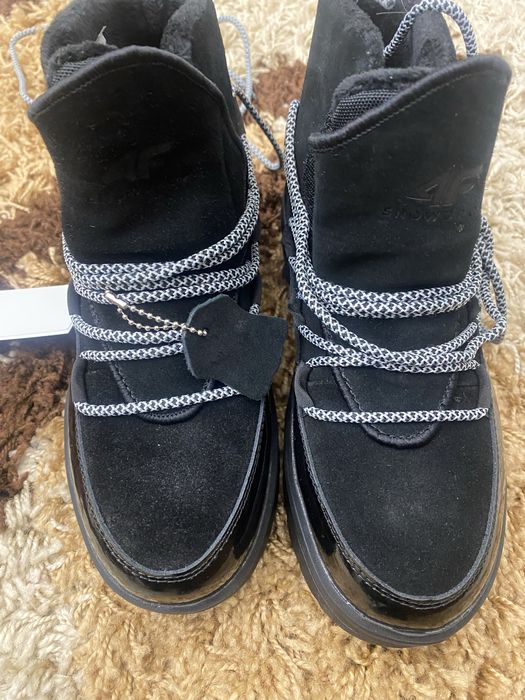 Ghete iarna brand 4F - masura 37