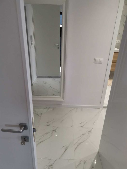 Дава се под наем Тристаен апартамент в Пловдив, Кършияка - 105 кв.м за 918 € - Снимка #6