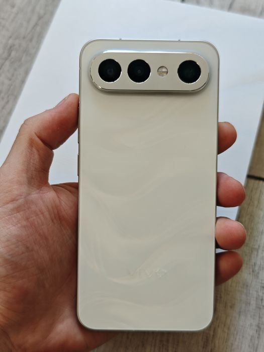 Vivo S50 Pro mini 256 gb Ram 12