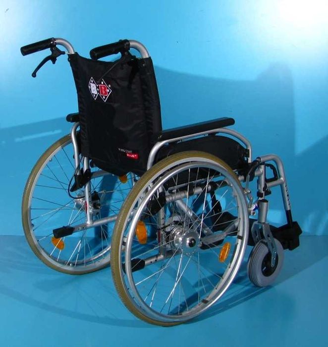 Scaun cu rotile din aluminiu B+B - latime sezut 45 cm