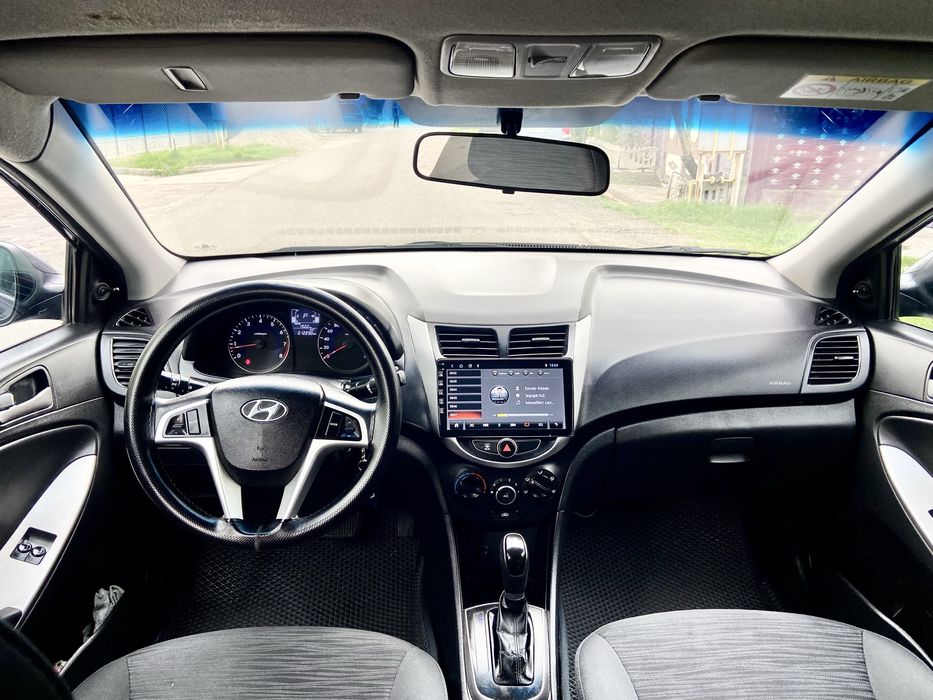 Продам машину хуйндай акцент