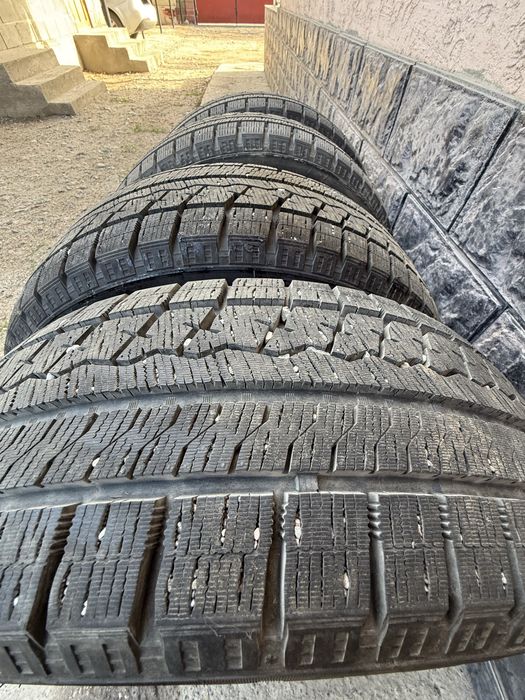 Продам шины 1дин сезен ездили