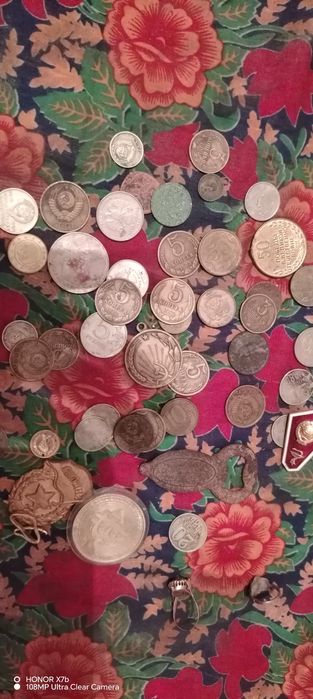 Манеты старый ссср и цент тг