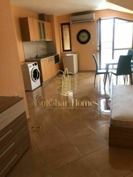 Дава се под наем Едностаен апартамент в Варна, Червен площад - 48 кв.м за 378.93 € - Снимка #1