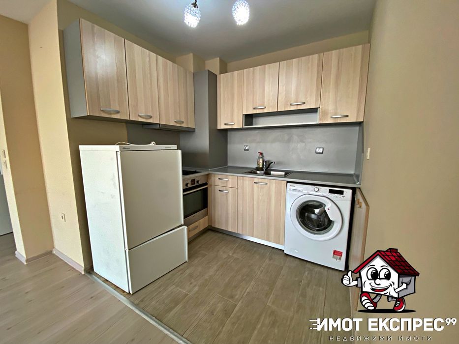 Дава се под наем Тристаен апартамент в Асеновград - 90 кв.м за 348.84 € - Снимка #4