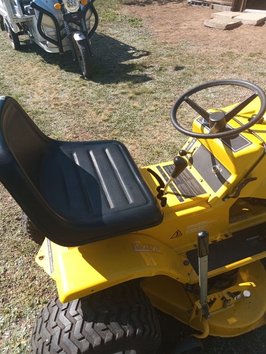 Vand schimb tractoras tuns gazon