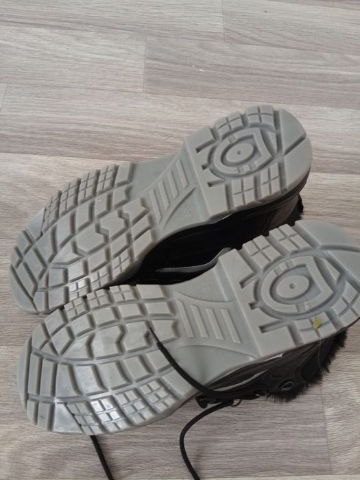 Продам ботинки зимние, рабочие