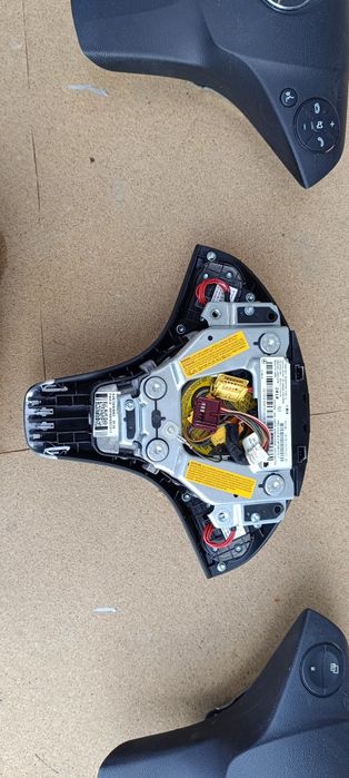 Airbag volan mercedes c class w204 , c class w204 glk x204 x207