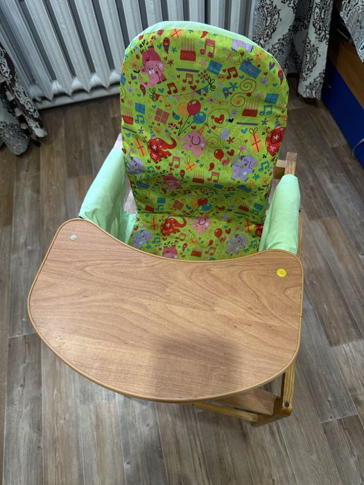 Продам стульчик для кормления