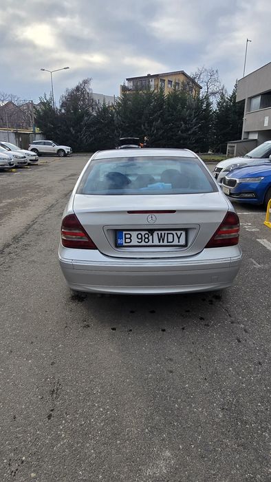 MERCEDES-BENZ C-Class 2005 — imagine 5
