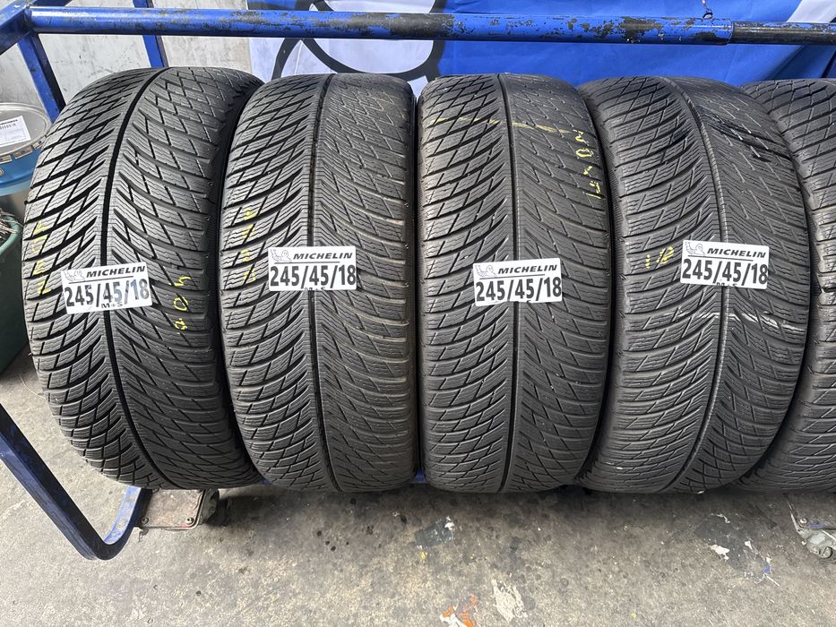 245/45/18 Michelin M+S