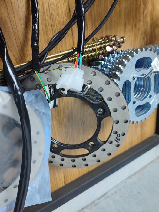 Боковые зеркала/ диски/стартераХ