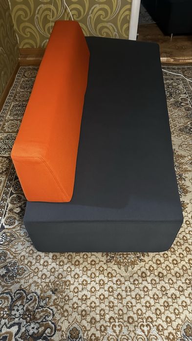 Два дивана для офиса