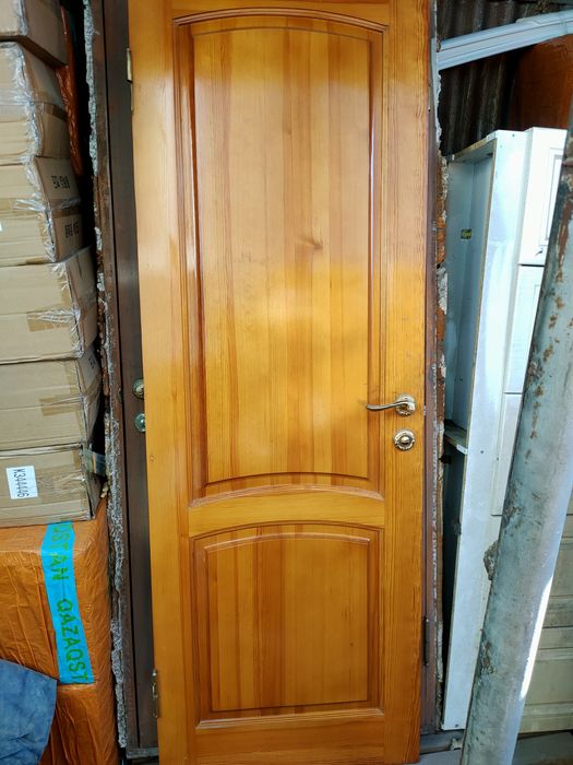 Деревянные двери