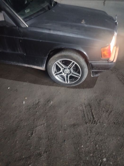 Продам калёса цена 200тыс.