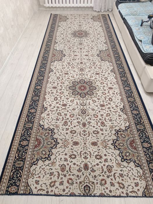 Продам ковер. Сост хор.