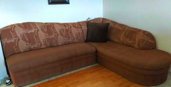 Диван, с функция сън  и ракла