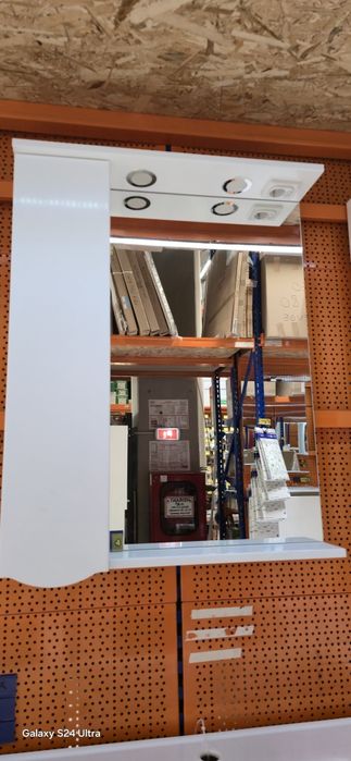 Mobilier baie, toate sunt noi