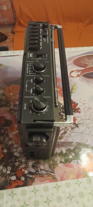 Radio casetofon jvc vintage impecabil