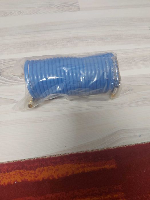 Furtun spiralat din nylon 3/8 inch cu cuplaj 5 m  RIEGLER