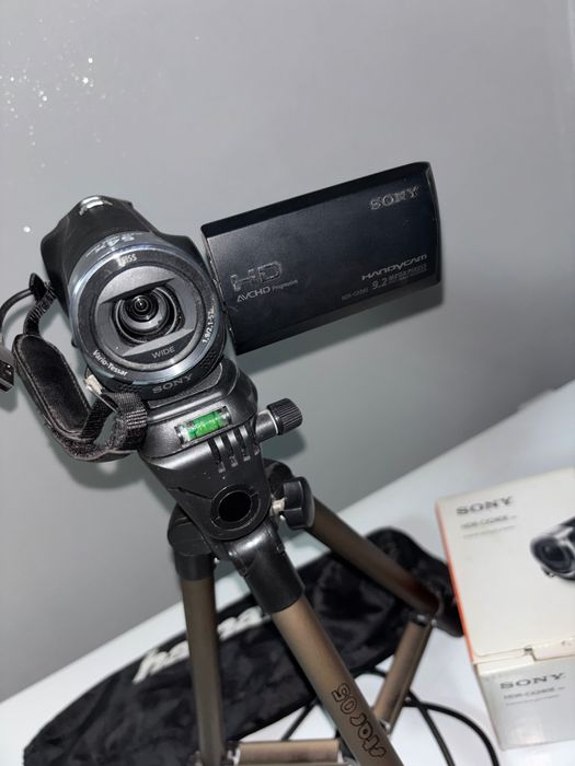 camera sony HDR-cx240E