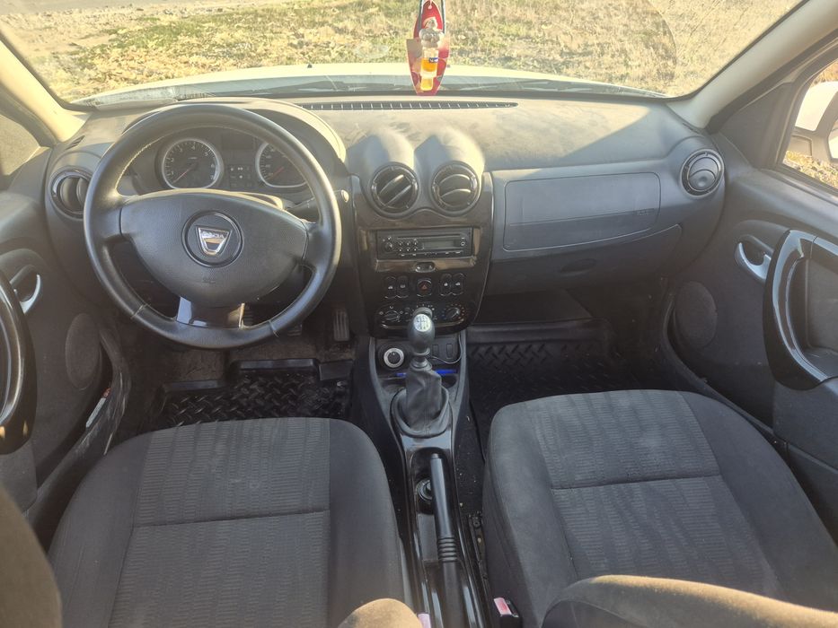 DACIA Duster 2011 — imagine 5