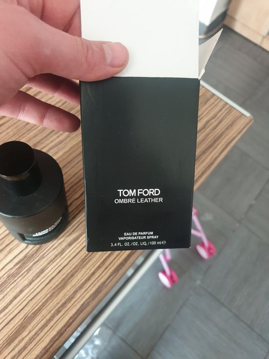 Tom ford parfum nou doar desigilat