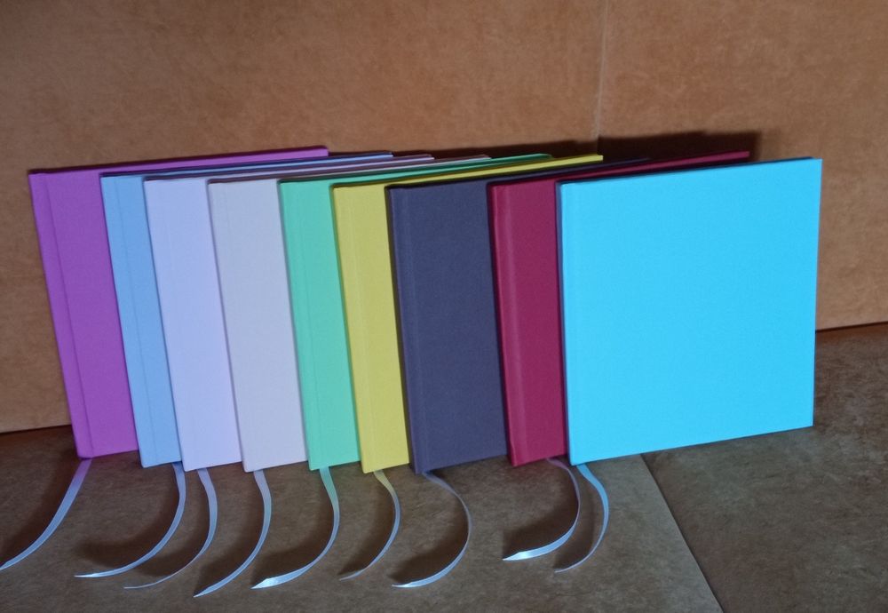 Книга за пожелания на сватба, кръщене, рожден ден, юбилей и т.н- 7лв.