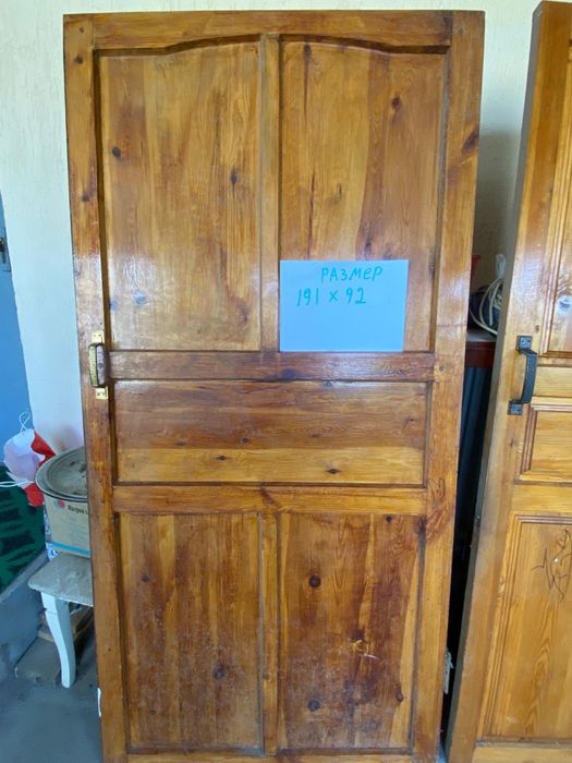 Двери деревянные