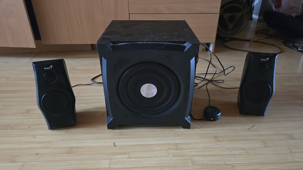 Boxe Genius SW-2.1 1800