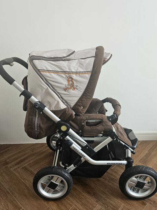 Детская коляска Baby Care.