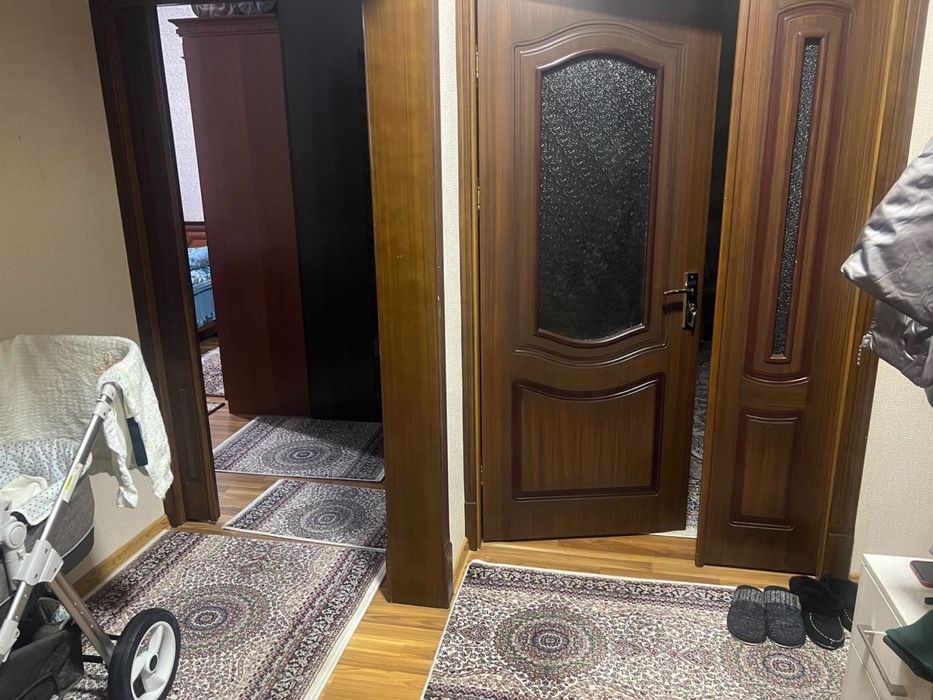 Продается 4х-комнатная квартира с ЕВРОРЕМОНТОМ И ВСТРОЕННОЙ МЕБЕЛЬЮ!