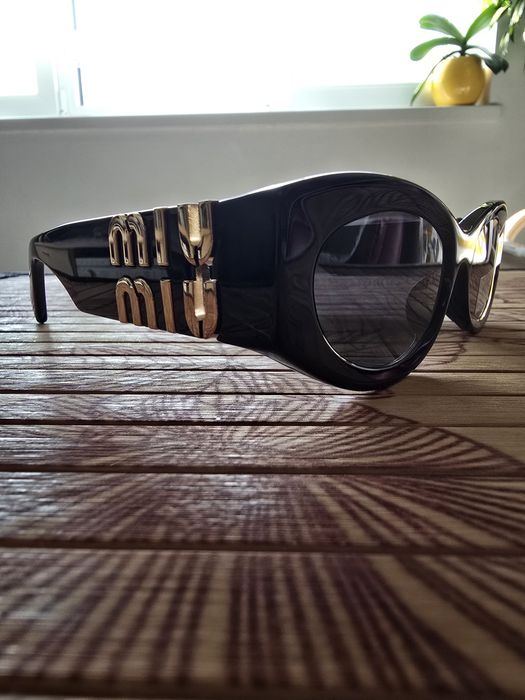 Слънчеви очила Miu Miu MU11WS