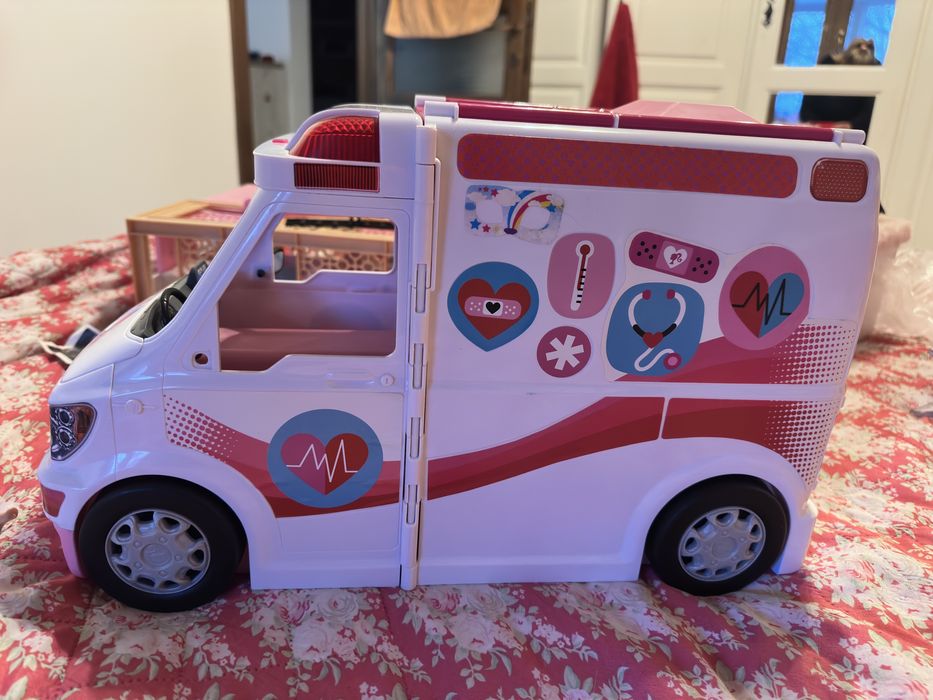 Ambulanta Barbie