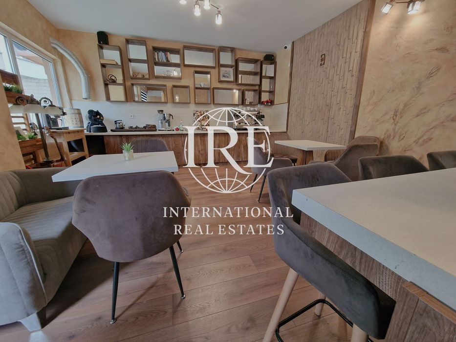 Търговско помещение за под наем! Top локация – идеален център! Чудесн