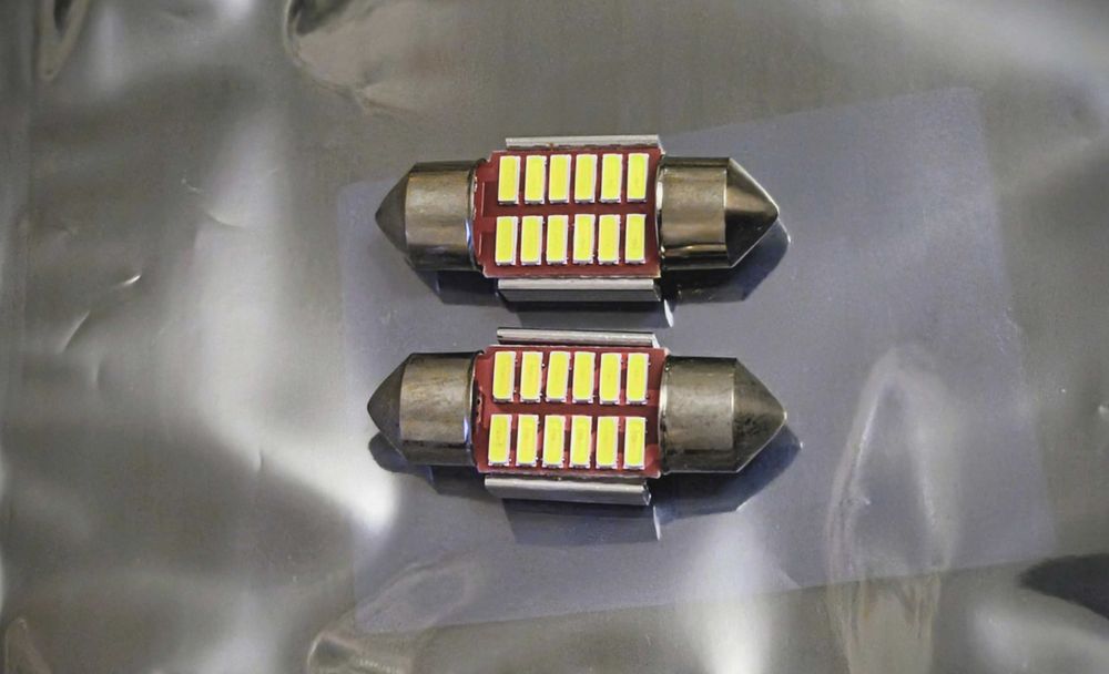 LED крушки за купе - 31mm 12 LED SMD LED 5050 CANBUS Car Festoon 5000K