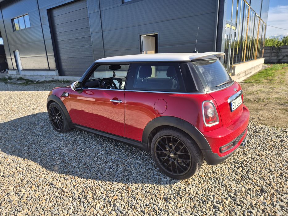 Vand Mini Cooper 1.6 benzina an 2009
