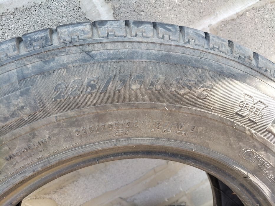 4 броя Michelin 225/70 R15 C