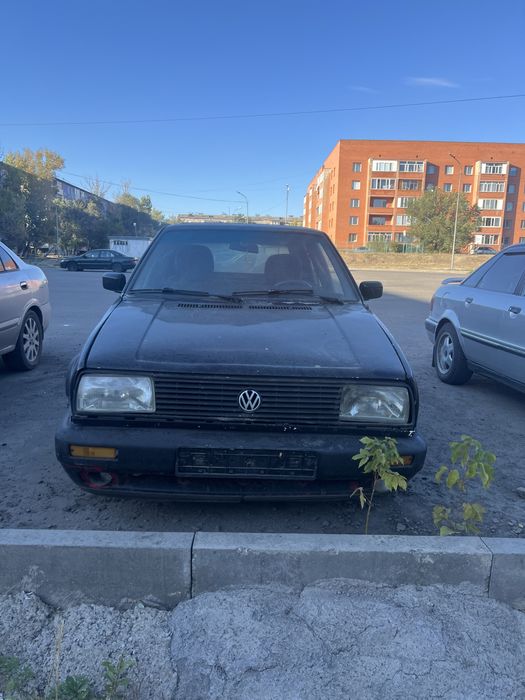 Volkswagen Golf 2