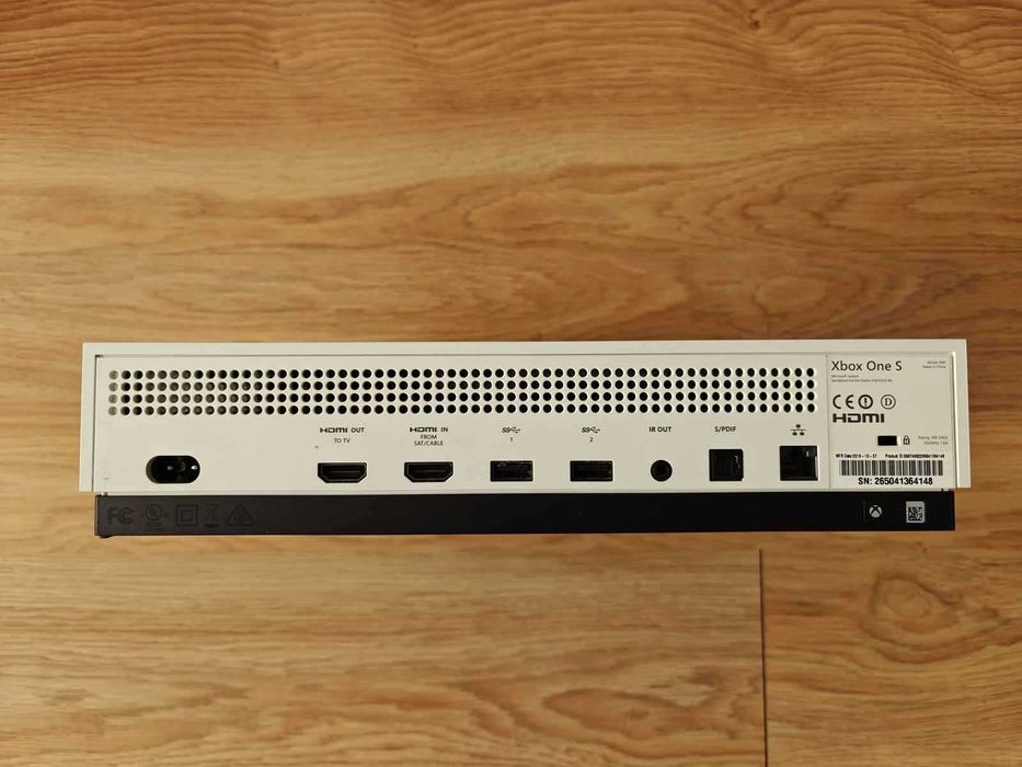 Consola MICROSOFT Xbox One S 500GB alba + controller alb