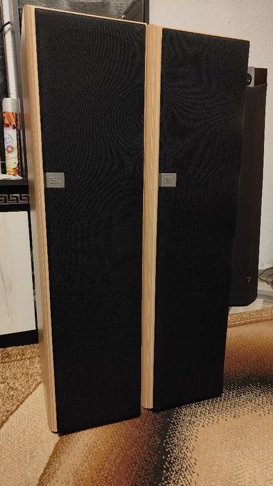 Тонколони JBL BALBOA 30