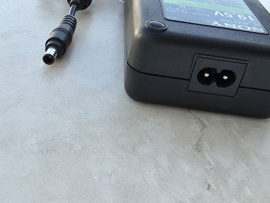 Alimentator SONY 19,5V 5,13A 100W