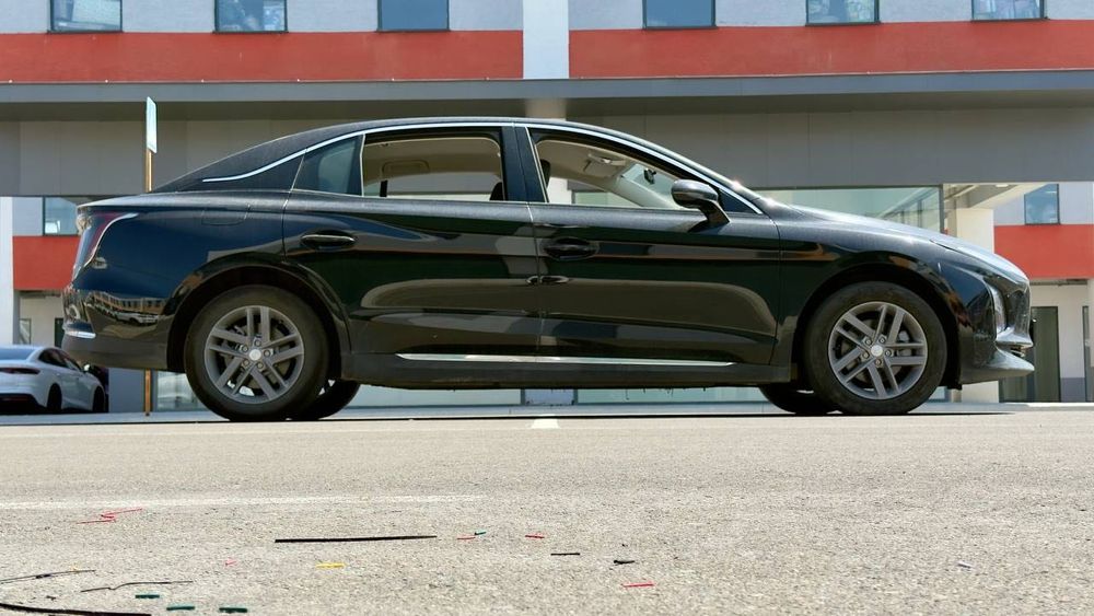 Hongqi E-QM5 (2025) Naqd va Halol Nasiya Savdo! 3 yilga 667$ dan