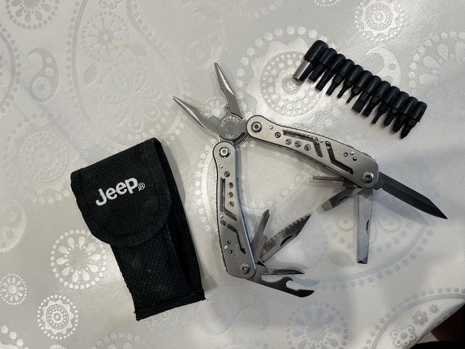 Мультитул Jeep продаю