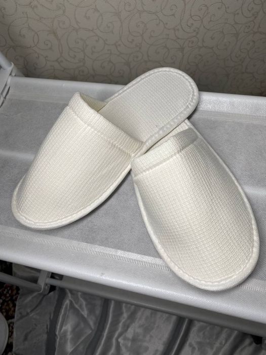 Одноразовые тапочки оптом и в розницу на любой вкус