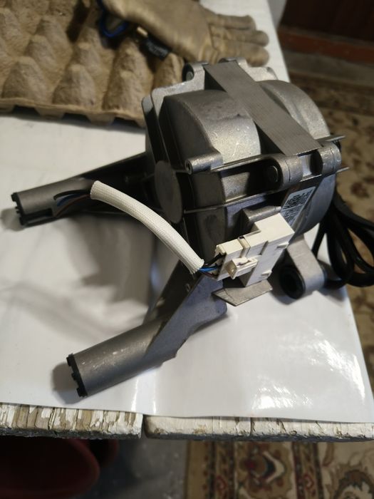 Мотор от стиральной машины