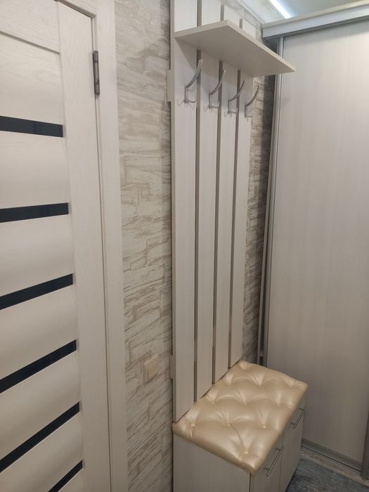 Прихожая-вешалка