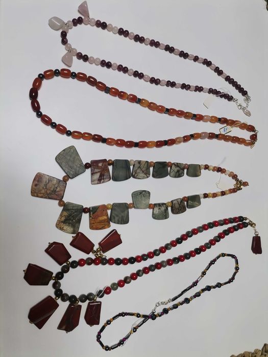 Само 14 Евро - 5 БРОЯ гердани и колиета от натурални камъни